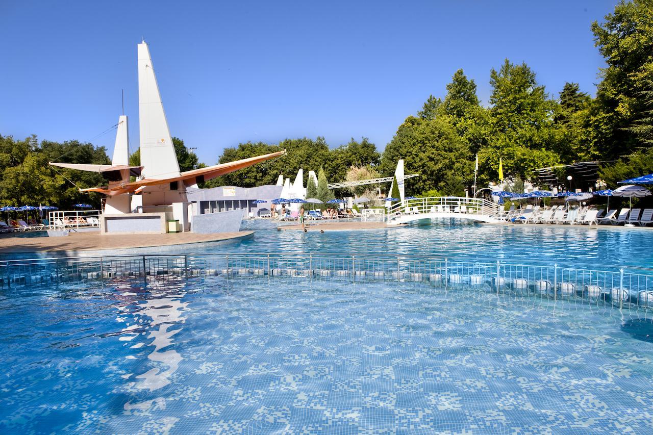 Hotel Ralitsa Aquaclub Albena Exterior foto